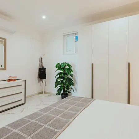 Luma - With Outdoor Space And Bbq Area *